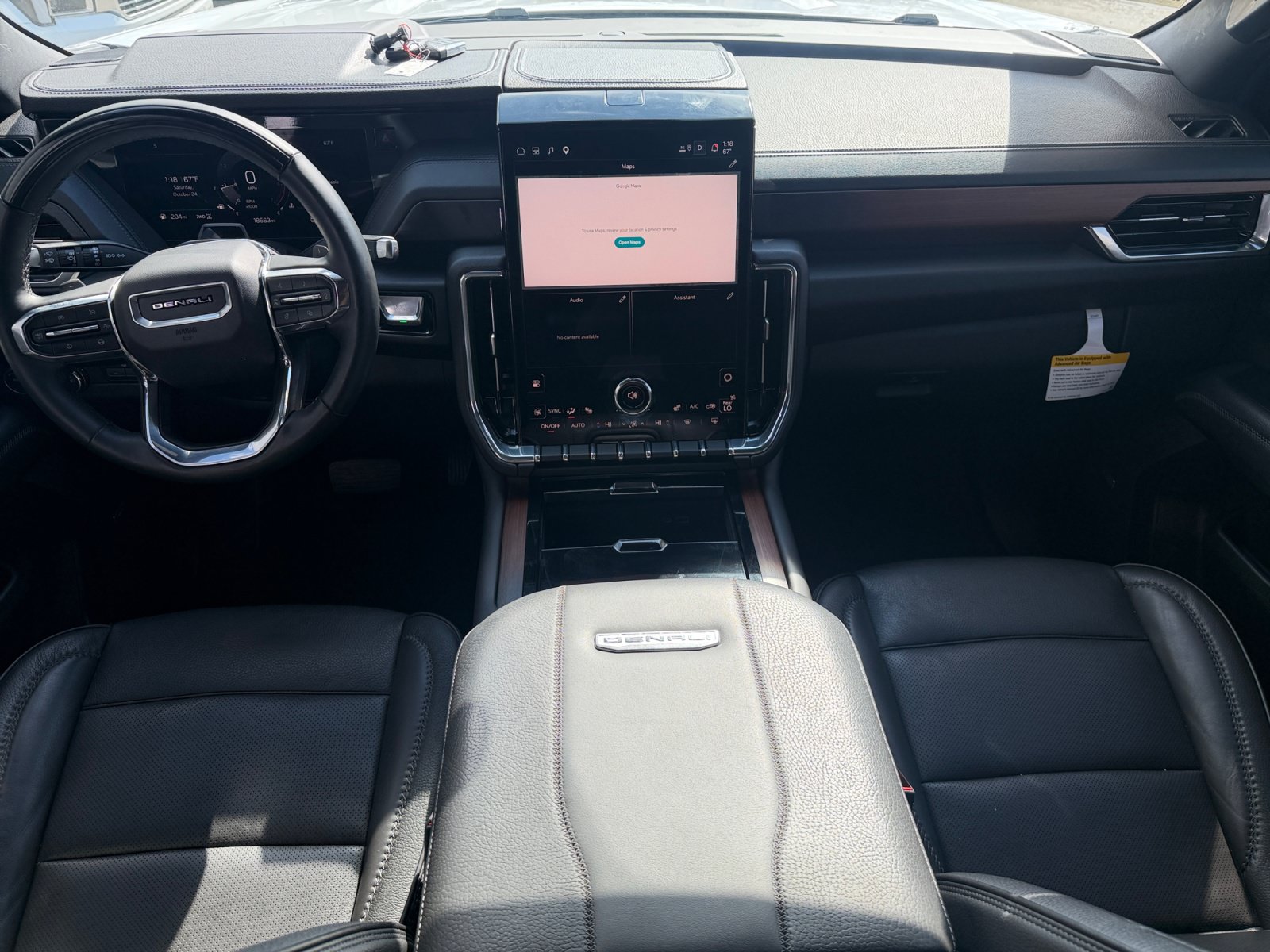 Used 2025 GMC Yukon XL Denali w/ Advanced Technology Package AWD/4WD image 12