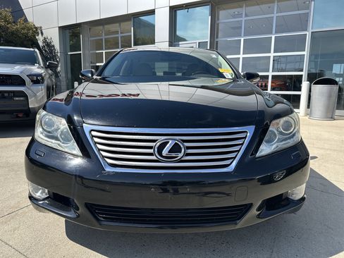 Used 2011 Lexus LS 460 AWD w/ Luxury Value Edition image 5