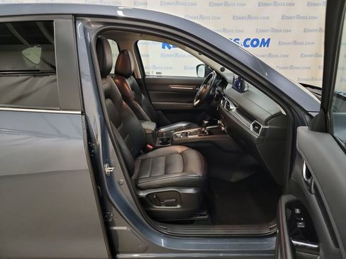 Certified 2024 MAZDA CX-5 Carbon Edition image 14