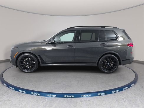 Certified 2023 BMW X7 xDrive40i w/ Executive Package image 8