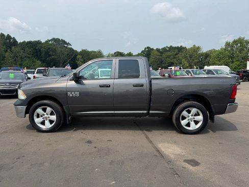 Used 2014 RAM 1500 ST w/ SXT Appearance Group AWD/4WD image 2