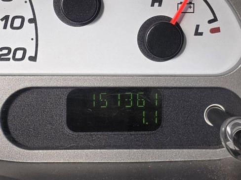 Used 2005 Ford Explorer Sport Trac XLT image 13