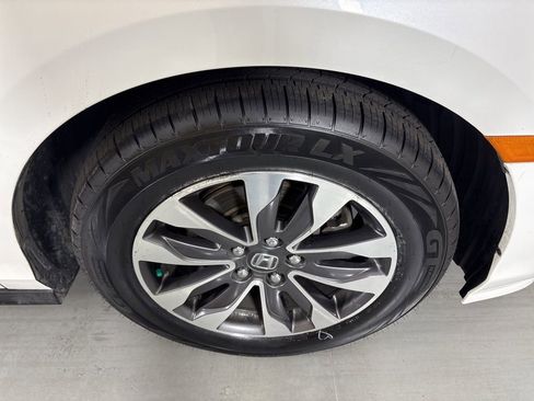 Used 2021 Honda Odyssey EX-L image 11