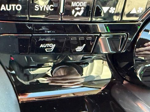 Used 2026 Acura MDX SH-AWD w/ Technology Package image 19