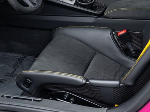 Used 2024 Porsche 911 GT3 RWD image 47