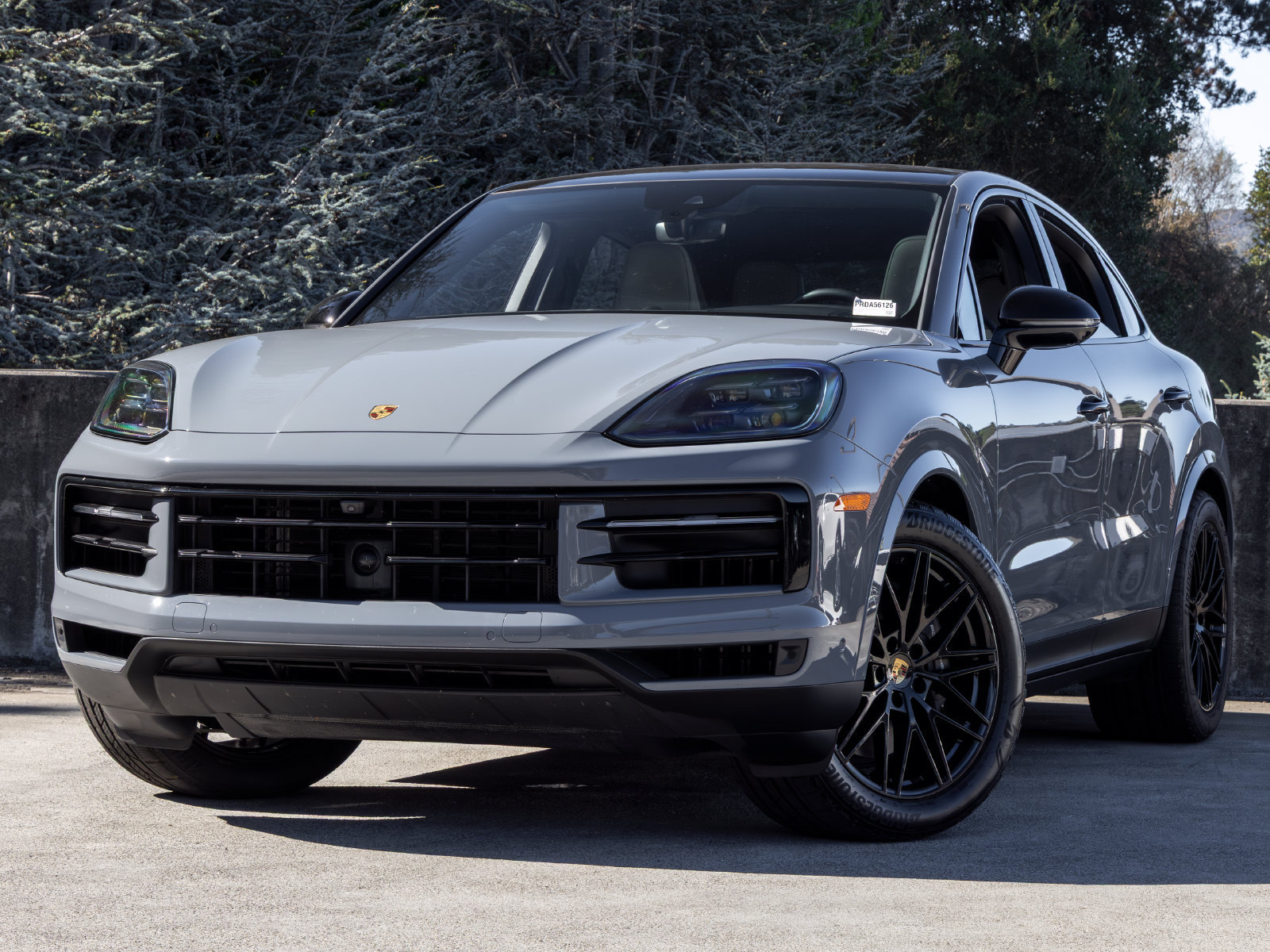 Certified 2024 Porsche Cayenne Coupe AWD/4WD image 1