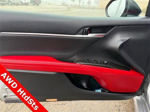 Used 2023 Toyota Camry XSE image 19