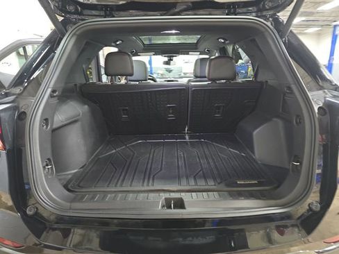 Used 2023 Chevrolet Equinox RS image 14