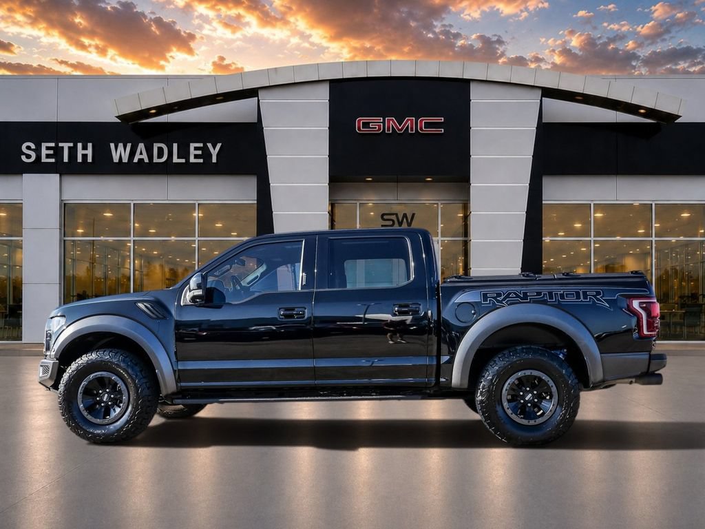Used 2018 Ford F150 Raptor w/ Equipment Group 802A Luxury AWD/4WD image 4