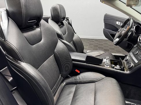 Used 2018 Mercedes-Benz SL 450 image 65
