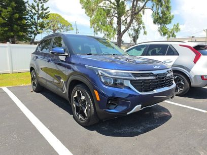 Certified 2025 Kia Seltos EX w/ EX Sunroof Package