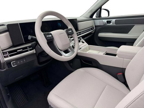 New 2026 Hyundai Santa Fe SE image 9