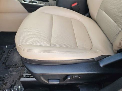 Used 2020 Ford Escape SEL image 26