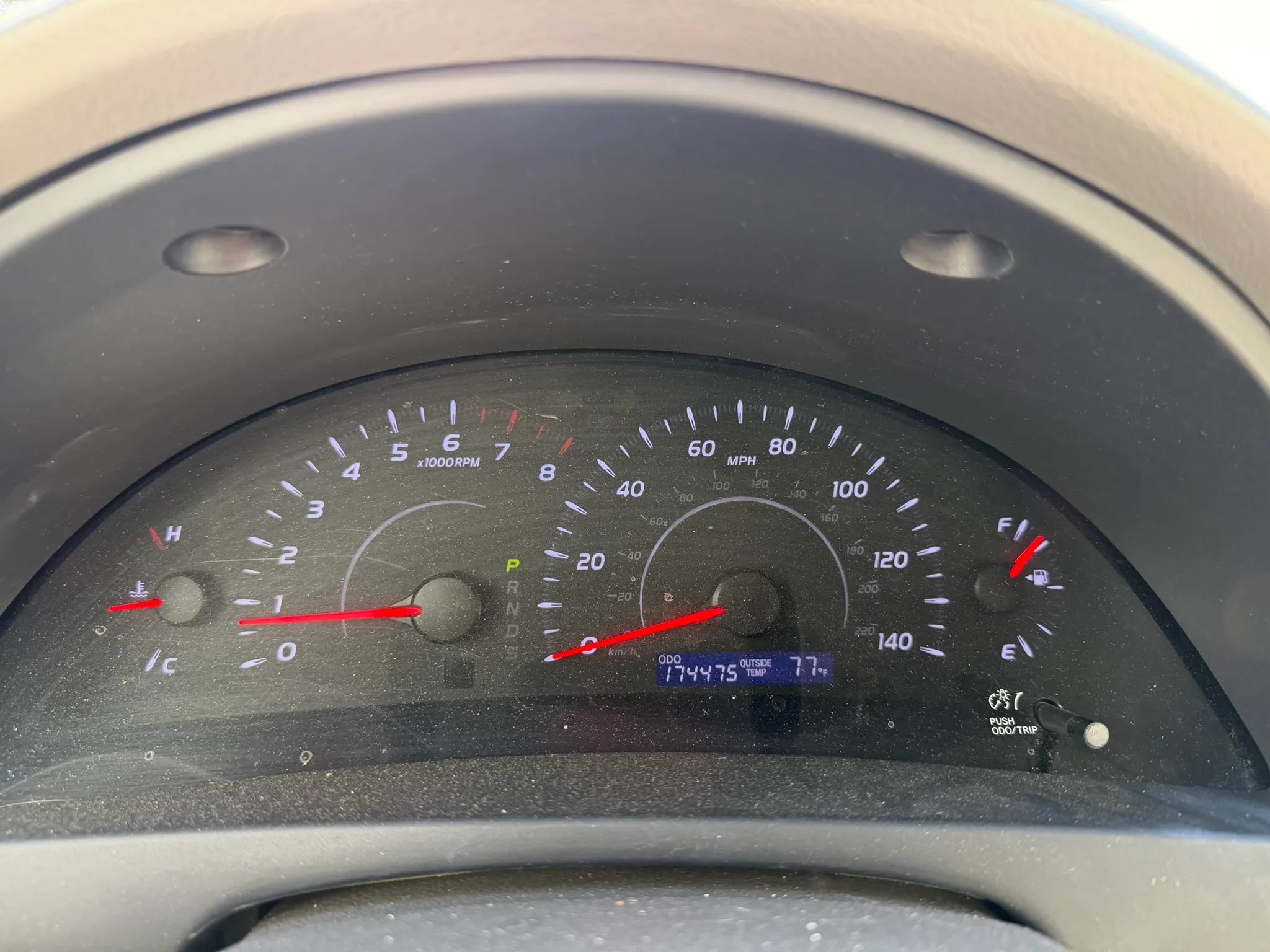 Used 2011 Toyota Camry LE FWD image 34