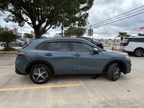 Used 2025 Honda HR-V EX-L image 4