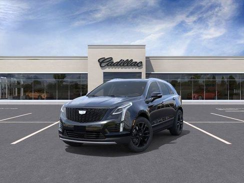 New 2026 Cadillac XT5 Premium Luxury w/ LPO, ONYX Package FWD image 8