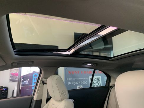 Used 2023 Cadillac XT4 Luxury w/ Cold Weather Package image 21