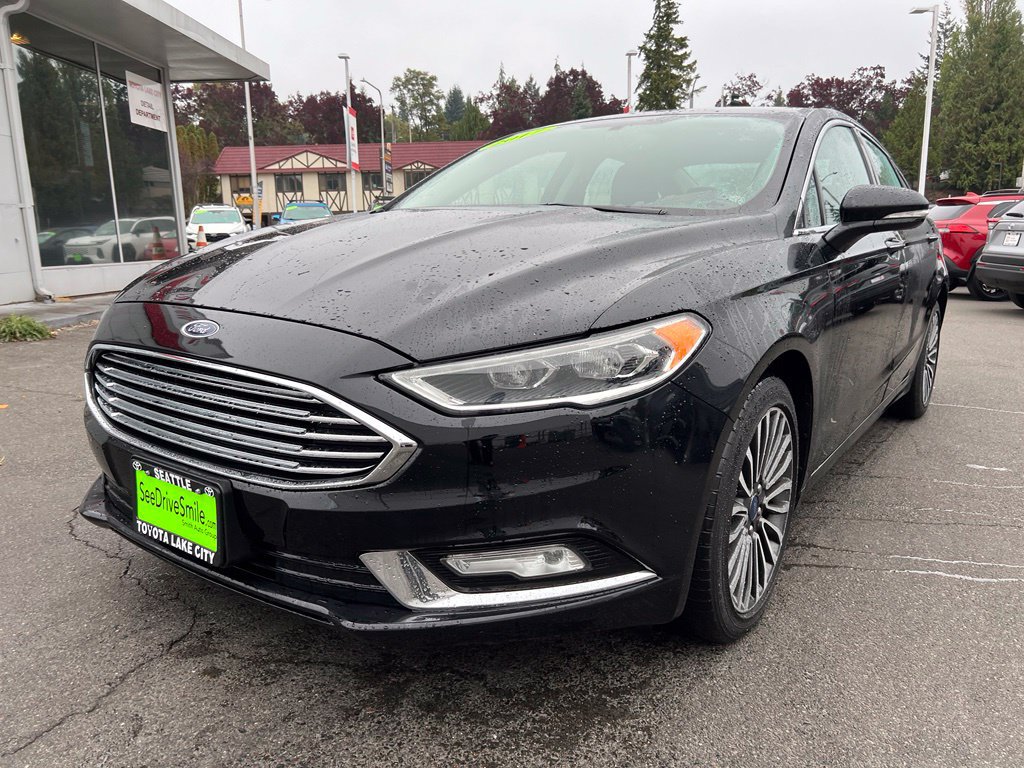 Used 2017 Ford Fusion SE AWD/4WD image 8