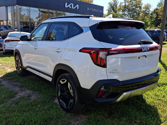 Certified 2024 Kia Seltos SX w/ SX Sunroof Package AWD/4WD image 4