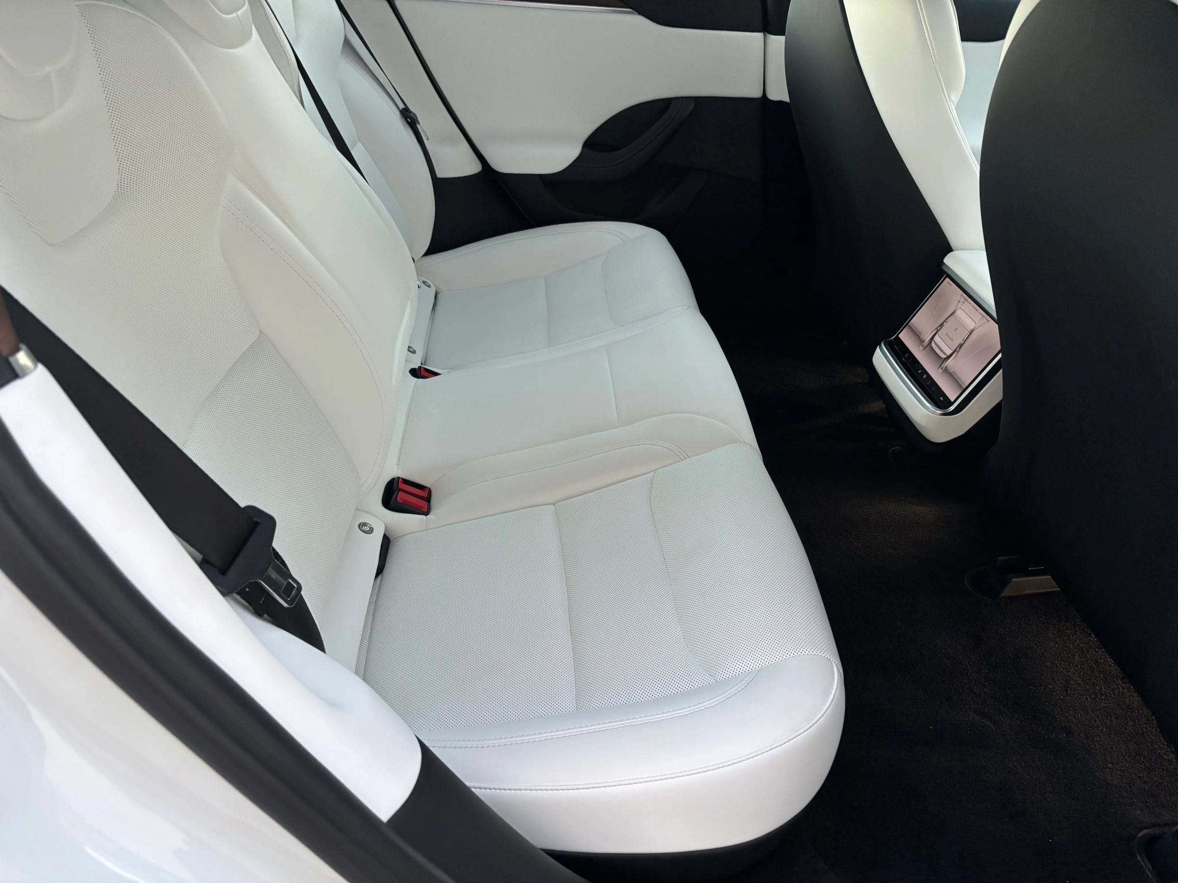 Used 2023 Tesla Model S Standard Range AWD/4WD image 14