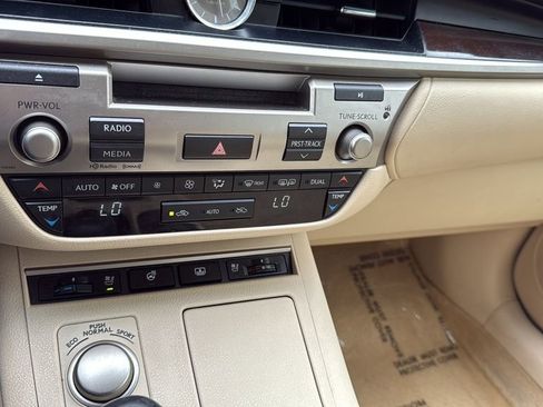 Used 2013 Lexus ES 350 350 image 18