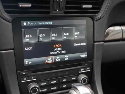 Used 2019 Porsche 911 Turbo S AWD/4WD image 18