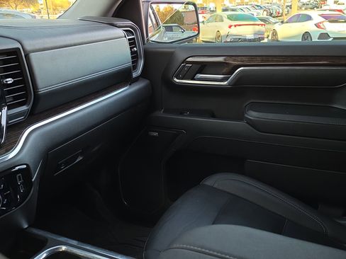 Used 2024 GMC Sierra 1500 Elevation w/ Elevation Premium Package image 28