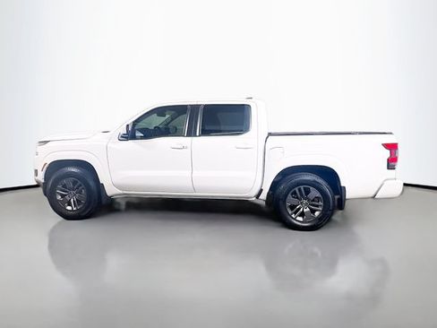 Used 2025 Nissan Frontier SV w/ SV Convenience Package RWD image 6