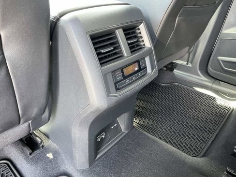 Used 2021 Volkswagen Atlas SE AWD/4WD image 14