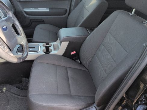 Used 2012 Ford Escape XLT FWD image 7