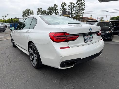 Used 2018 BMW 740i RWD image 20
