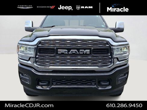 Used 2023 RAM 2500 Limited w/ Off Road Package AWD/4WD image 2