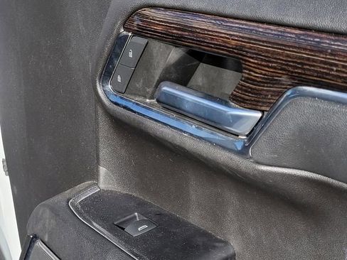 Used 2023 GMC Sierra 1500 Elevation image 27