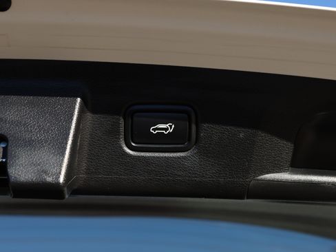 Used 2022 Kia Telluride EX w/ EX Premium Package image 21