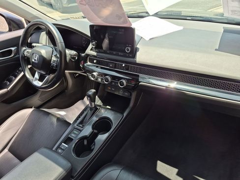 Used 2024 Honda Civic EX-L image 31