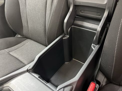 Used 2025 Honda Accord SE image 27