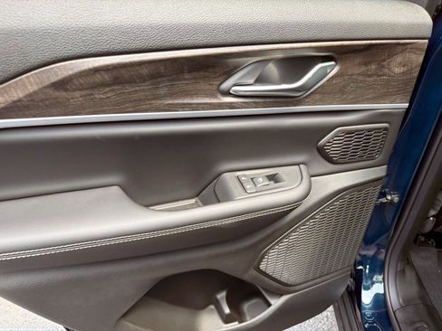 New 2026 Jeep Grand Cherokee Limited AWD/4WD image 8