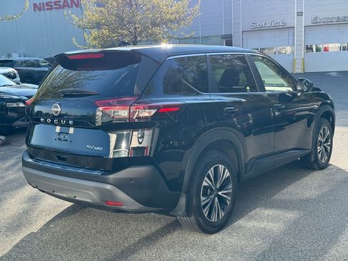 Used 2023 Nissan Rogue SV AWD/4WD image 6