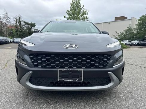 Used 2023 Hyundai Kona SE w/ Cargo Package AWD/4WD image 2