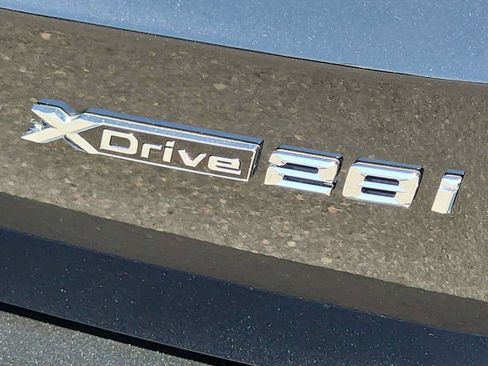 Used 2024 BMW X1 xDrive28i w/ Technology Package AWD/4WD image 11