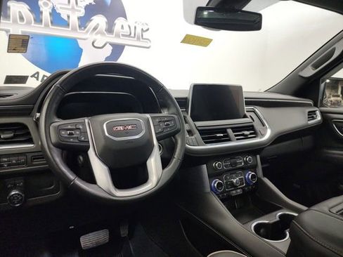 Used 2022 GMC Yukon SLT w/ SLT Premium Package image 19