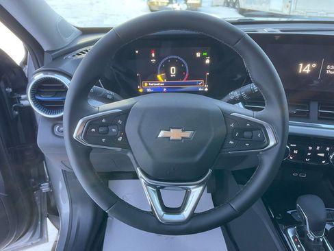 New 2026 Chevrolet Trax LT w/ Driver Confidence Package image 13