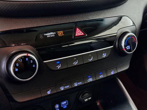 Used 2021 Hyundai Tucson Value image 17