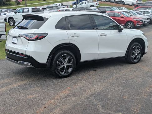 Used 2023 Honda HR-V EX-L image 7