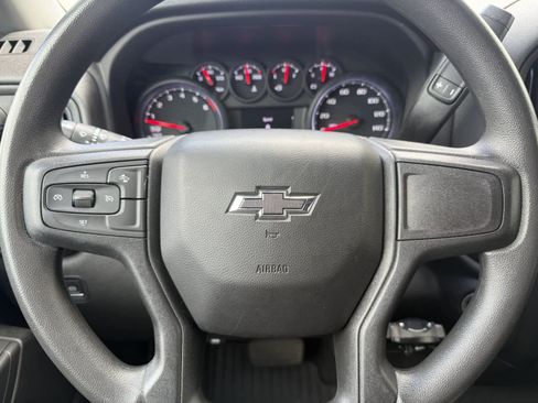 Used 2023 Chevrolet Silverado 1500 Custom Trail Boss AWD/4WD image 22