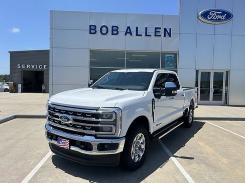 New 2026 Ford F250 Lariat w/ Chrome Package AWD/4WD image 1