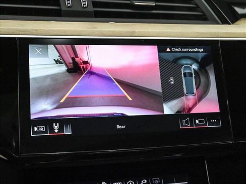 Certified 2024 Audi Q8 e-tron Premium Plus image 14