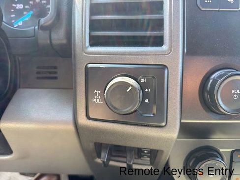 Used 2021 Ford F350 XL w/ Power Equipment Group AWD/4WD image 22