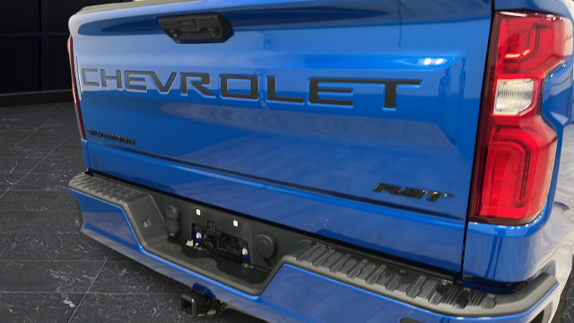 Used 2023 Chevrolet Silverado 1500 RST w/ Protection Package AWD/4WD image 37