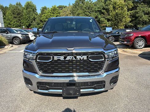 Used 2025 RAM 1500 Big Horn AWD/4WD image 3